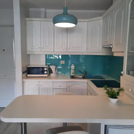 A Charming With A Swimming Pool Apartament