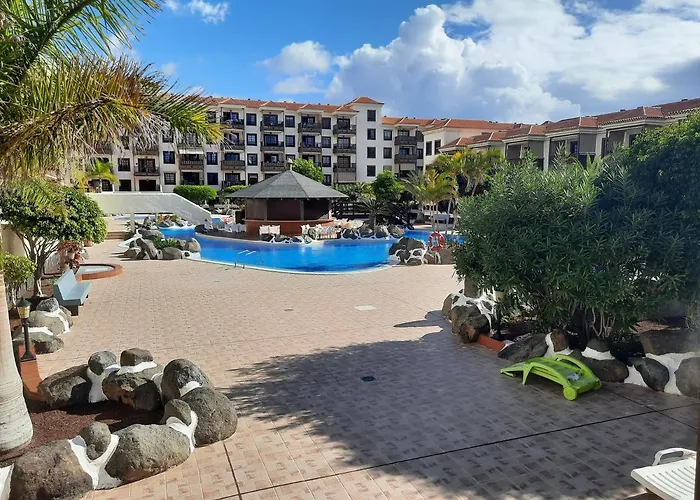 A Charming With A Swimming Pool * 德尔锡伦西奥海岸