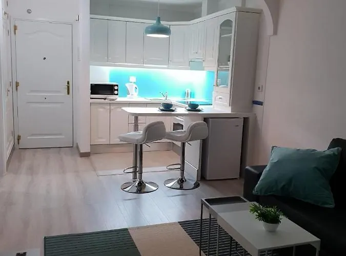 A Charming With A Swimming Pool * 德尔锡伦西奥海岸