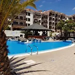 Apartmán A Charming With A Swimming Pool *