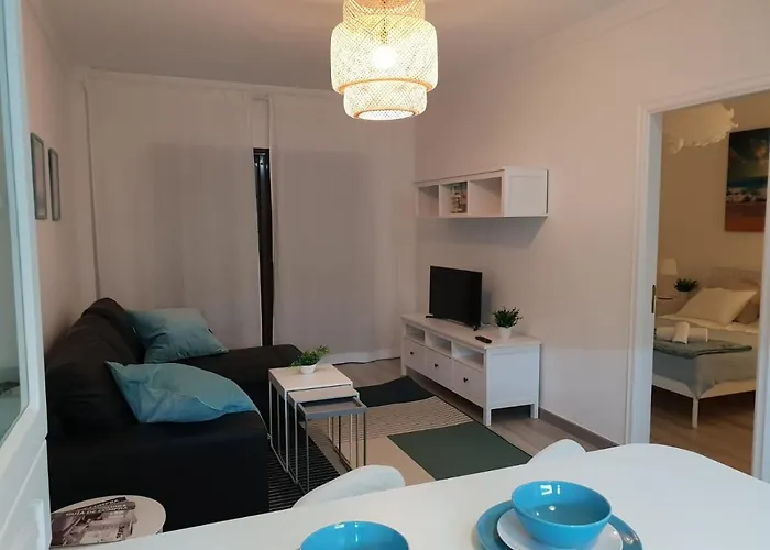 Apartment A Charming With A Swimming Pool *